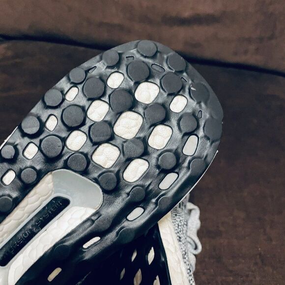 Mint Condition Grey White Ultraboost Ultra Boost Uncaged Womens 9.5 US 42 EUR - Picture 7 of 8